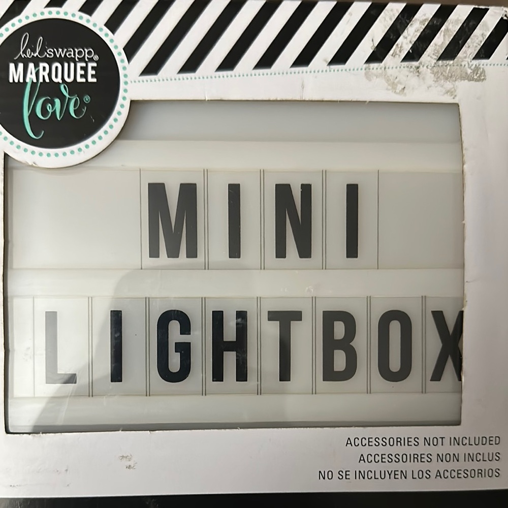 Heidi Swapp Marquee Love Mini Lightbox - Black and White